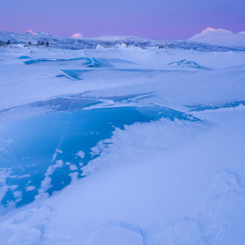 Lever de soleil sur le lac de glace