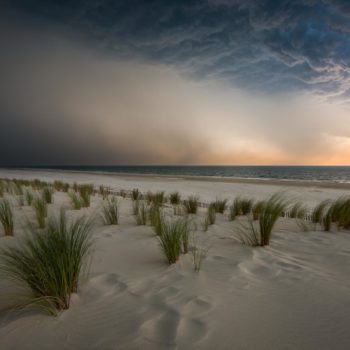 Ambiance orageuse sur la plage