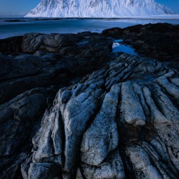 Paysages de fjords en hiver des iles Lofoten