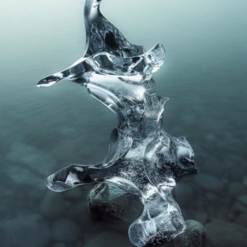 Gloc de glace dans le lagon du Jokulsarlon