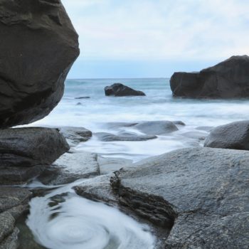 Image de la plage d'Uttakleiv durant notre séjour photo en Laponie ©Laure Daviaux