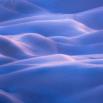 Lever de soleil dans des dunes au Sultanat d'Oman