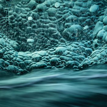 Texture de glace sur la plage de Diamond Beach en Islande