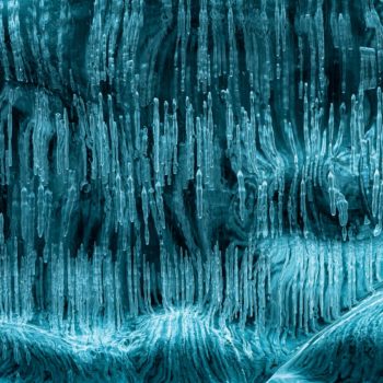 Texture de glace sur le lac Akkajaure en Suède