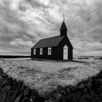 église en bois noir en islande © Gilles Vetier