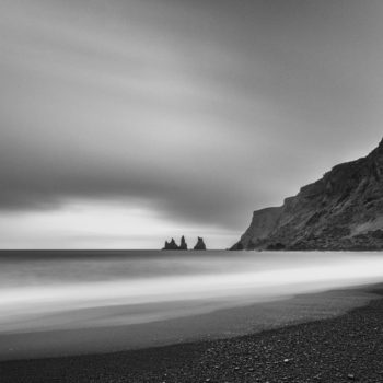 photo d'une plage de sable noir en islande © Gilles Vetier
